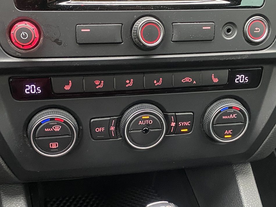 Volkswagen Jetta 2.0 TDi 