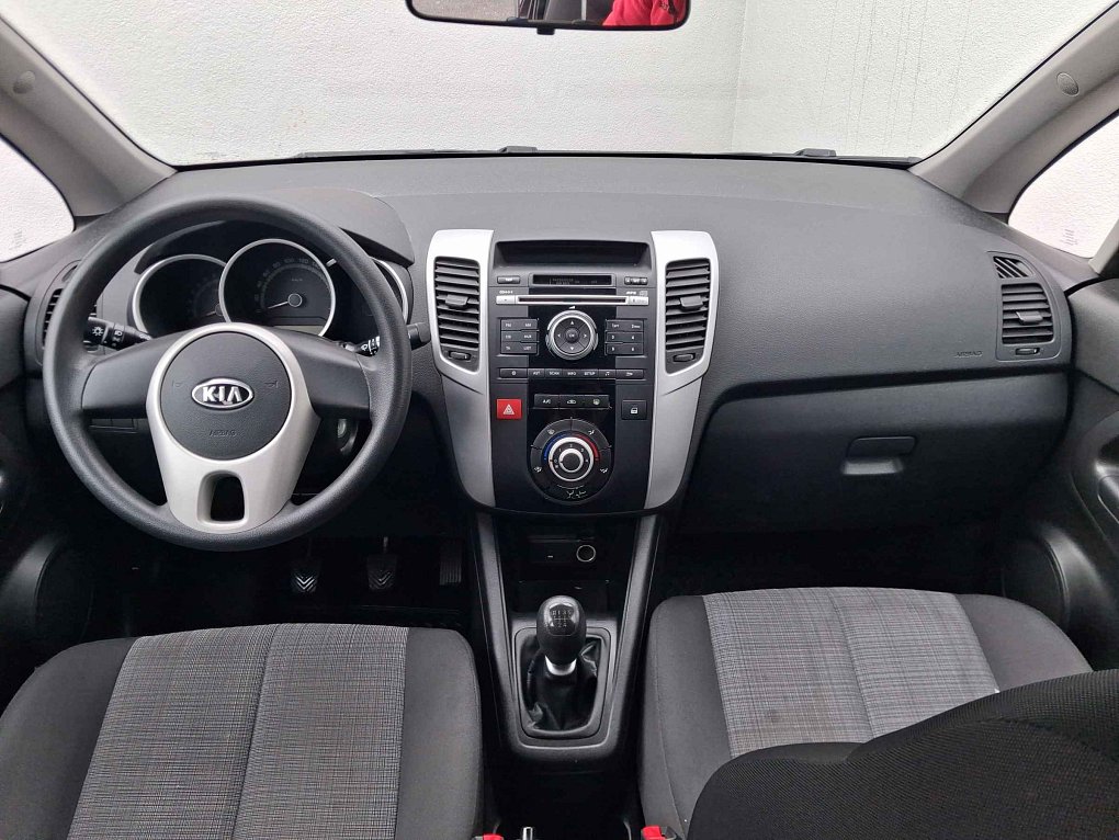 Kia Venga 1.4i 