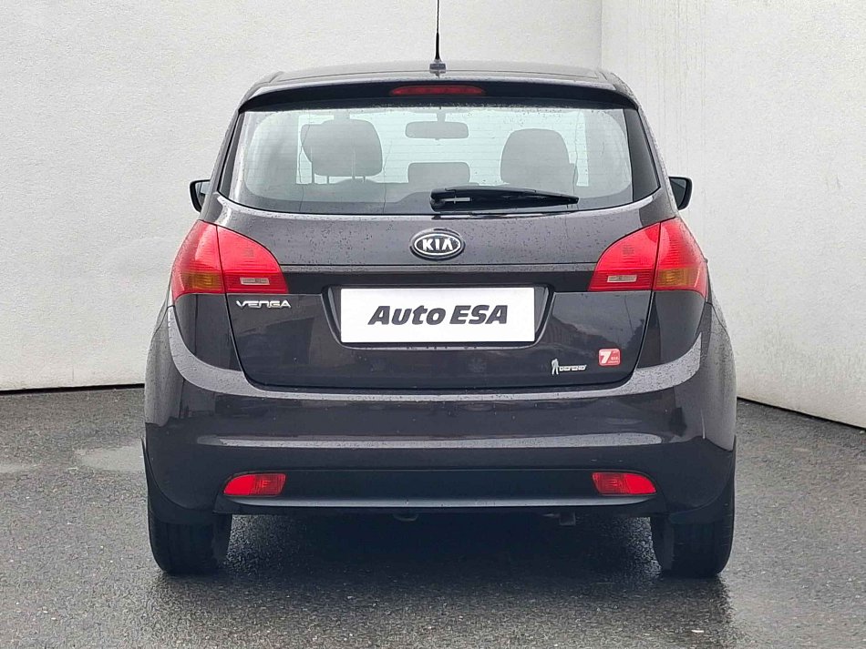 Kia Venga 1.4i 
