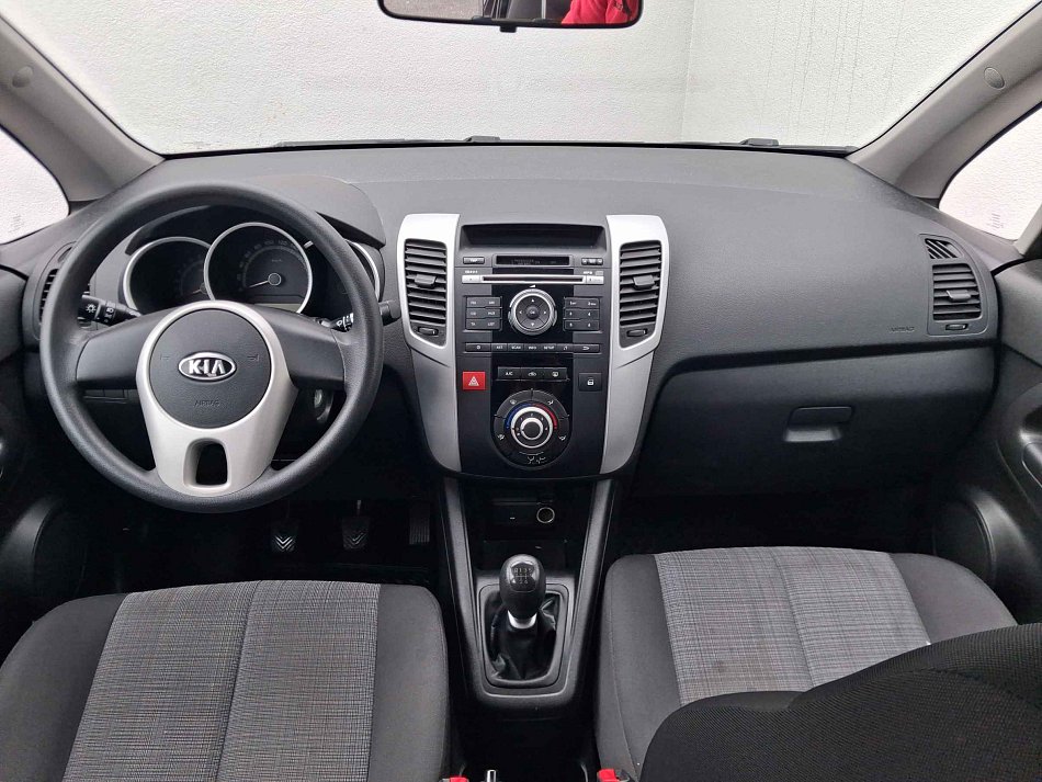 Kia Venga 1.4i 