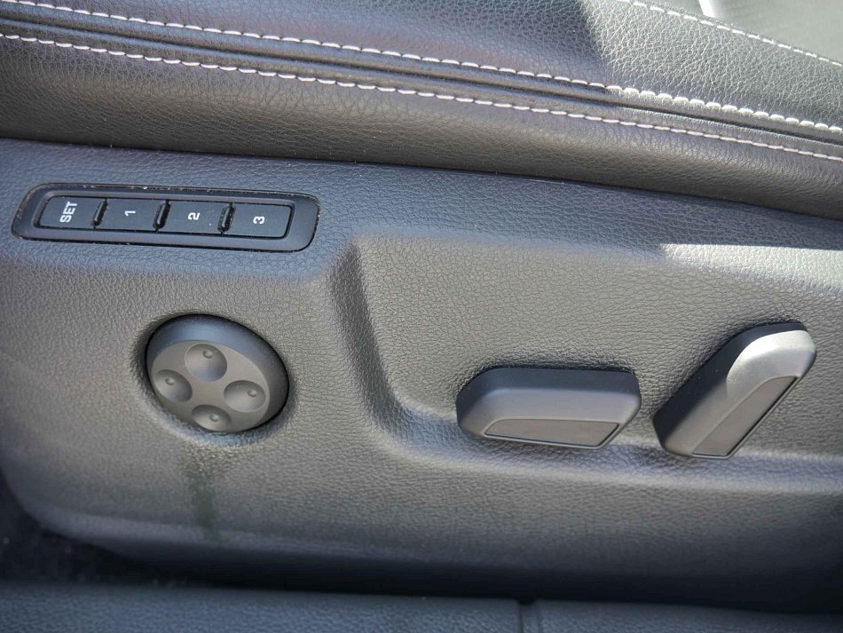 Škoda Superb II 2.0 TDi Elegance