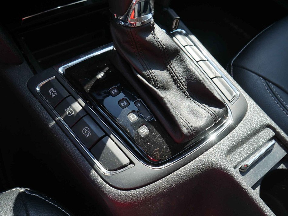 Škoda Superb II 2.0 TDi Elegance