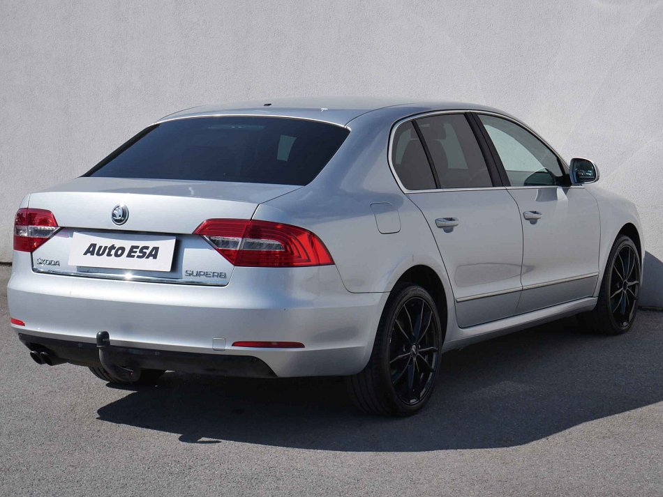 Škoda Superb II 2.0 TDi Elegance