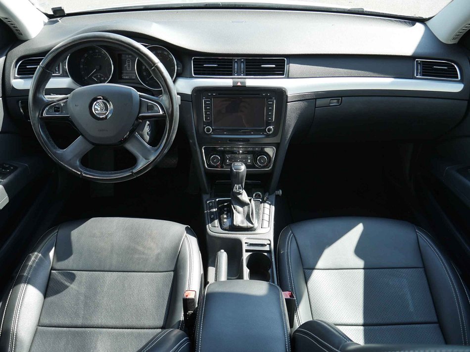 Škoda Superb II 2.0 TDi Elegance