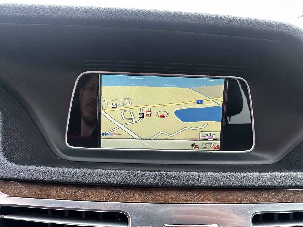 Mercedes-Benz Třída E 2.2CDi 