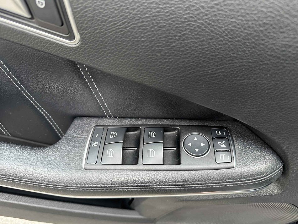 Mercedes-Benz Třída E 2.2CDi 
