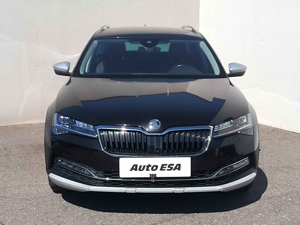 Škoda Superb III 2.0 TSi Scout 4x4