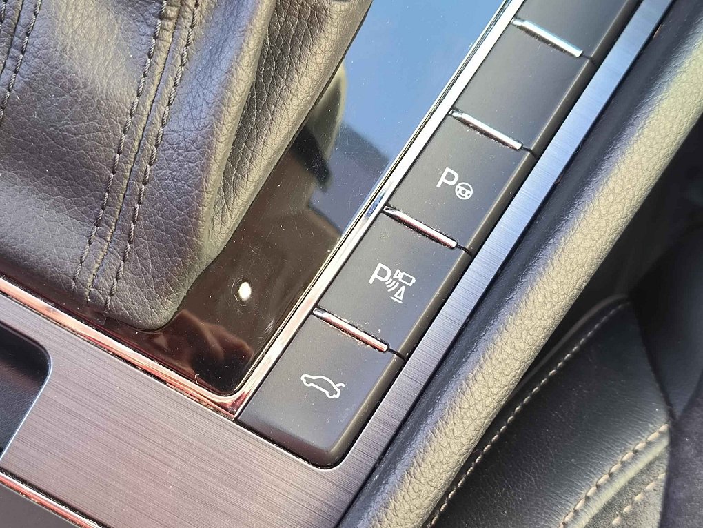 Škoda Superb III 2.0 TSi Scout 4x4