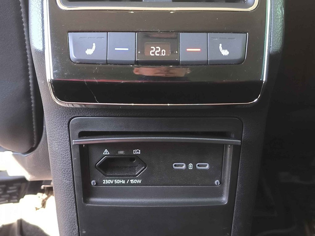 Škoda Superb III 2.0 TSi Scout 4x4