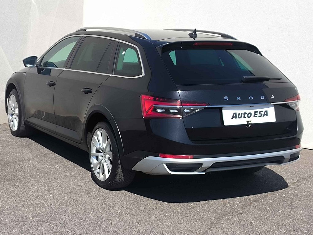 Škoda Superb III 2.0 TSi Scout 4x4