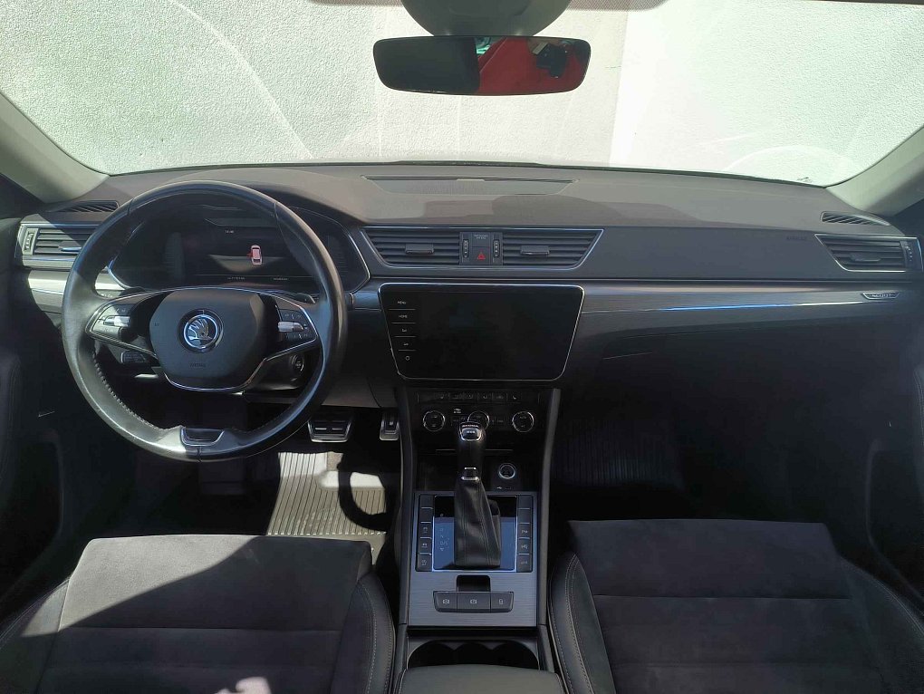 Škoda Superb III 2.0 TSi Scout 4x4