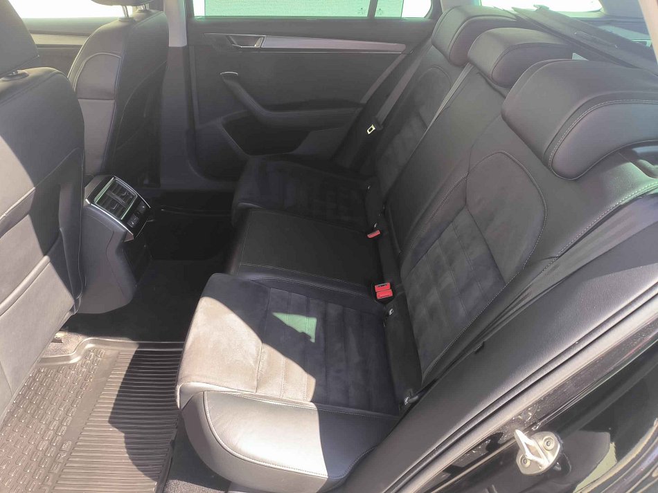 Škoda Superb III 2.0 TSi Scout 4x4