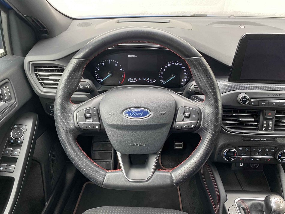 Ford Focus 1.0 EB ST-Line