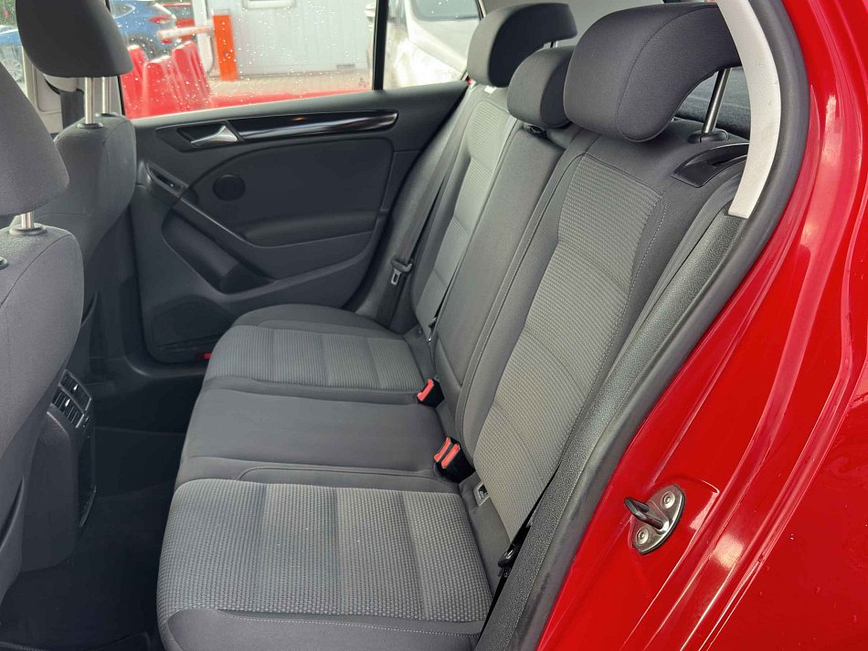 Volkswagen Golf 1.4 TSi 