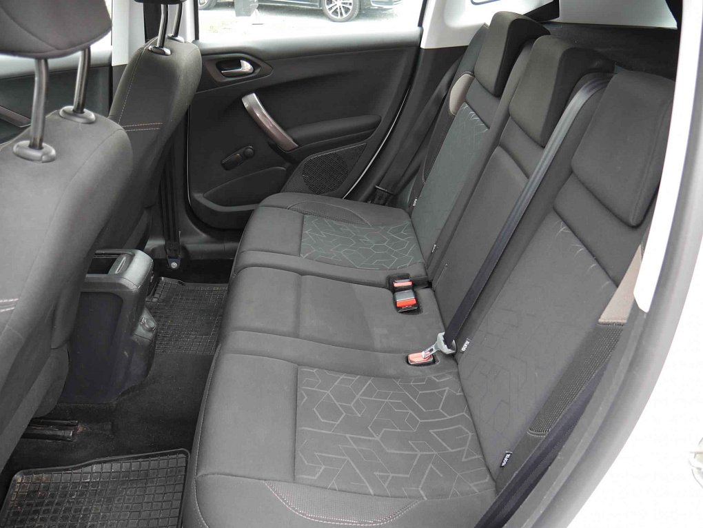 Peugeot 2008 1.6 HDI 