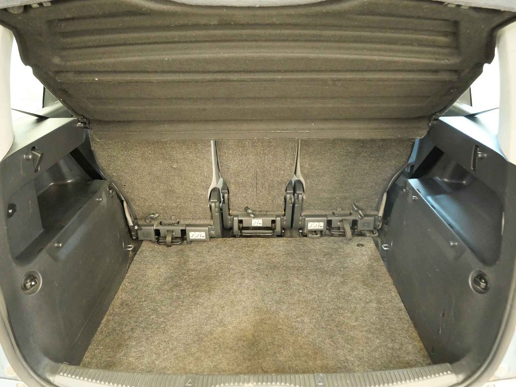 Škoda Roomster 1.2i 