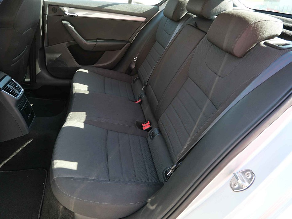 Škoda Octavia III 2.0 TDi 