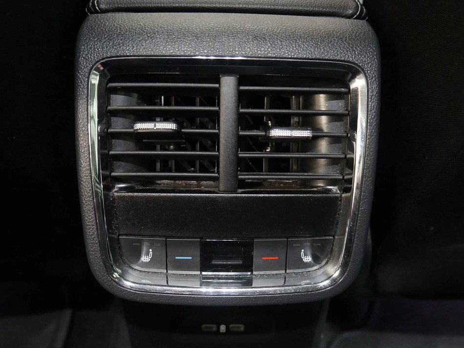 Škoda Octavia IV 2.0TDi Style