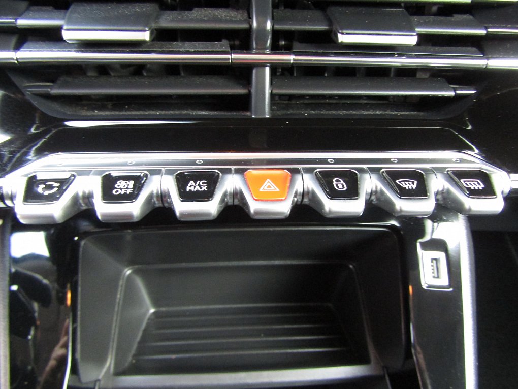 Peugeot 2008 1.2 PT Active