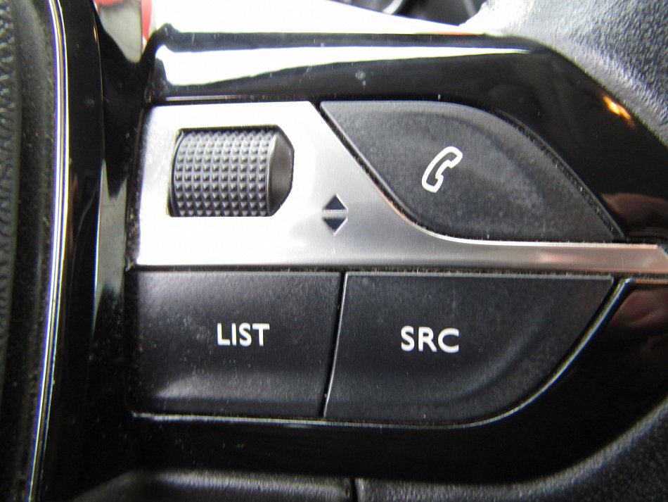 Peugeot 2008 1.2 PT Active