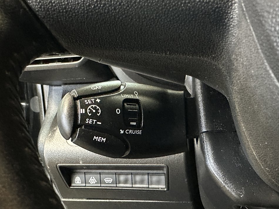 Citroën Berlingo 1.5HDi Shine MAXi XL 7míst