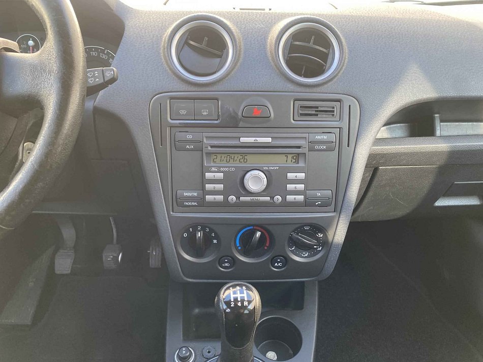 Ford Fusion 1.4i 