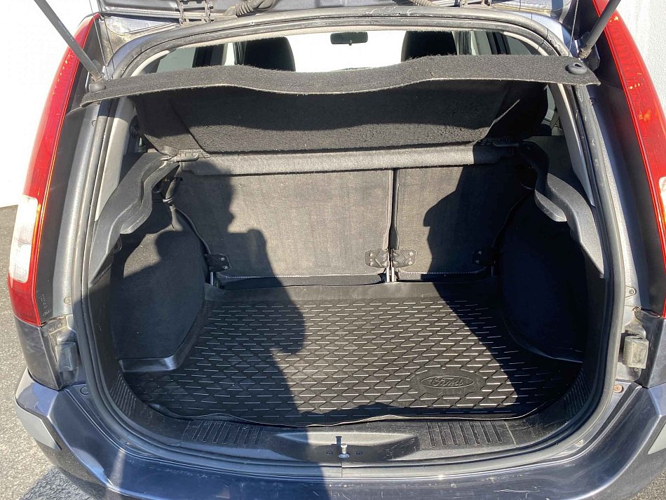 Ford Fusion 1.4i 