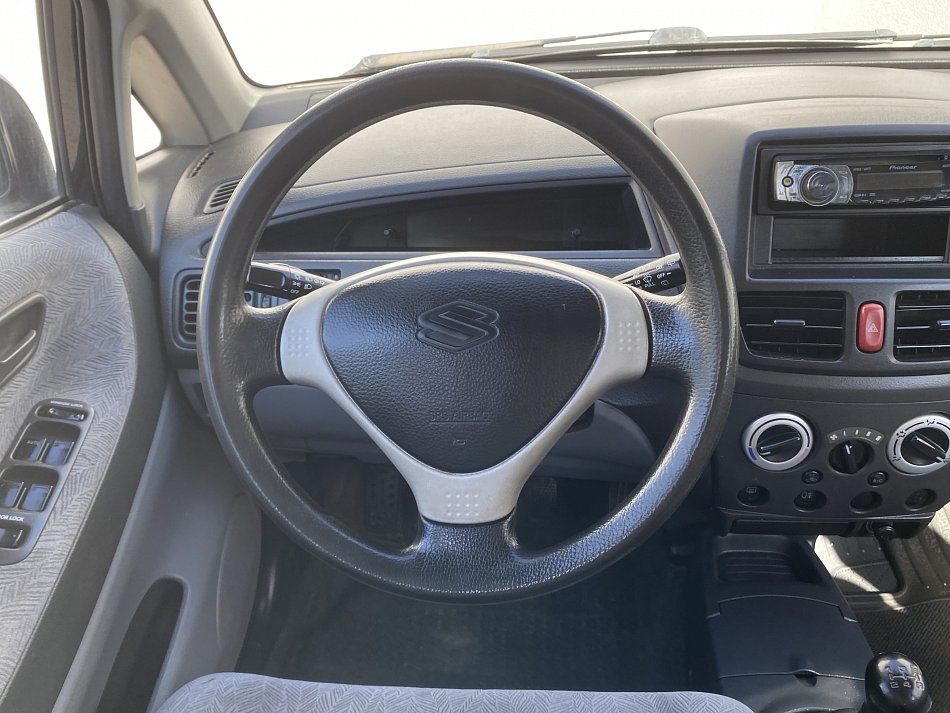 Suzuki Liana 1.6i  4x4