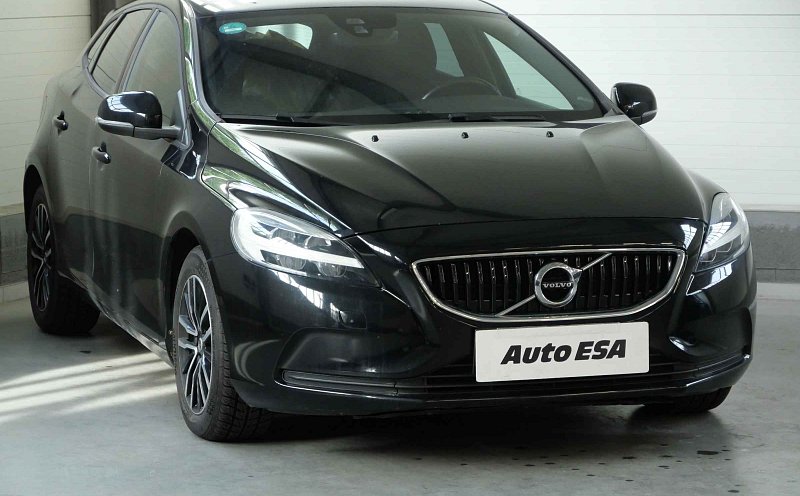 Volvo V40 2.0D 