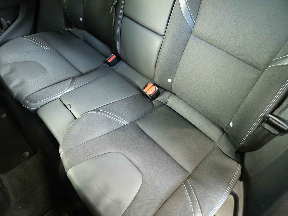 Volvo V40 2.0D 