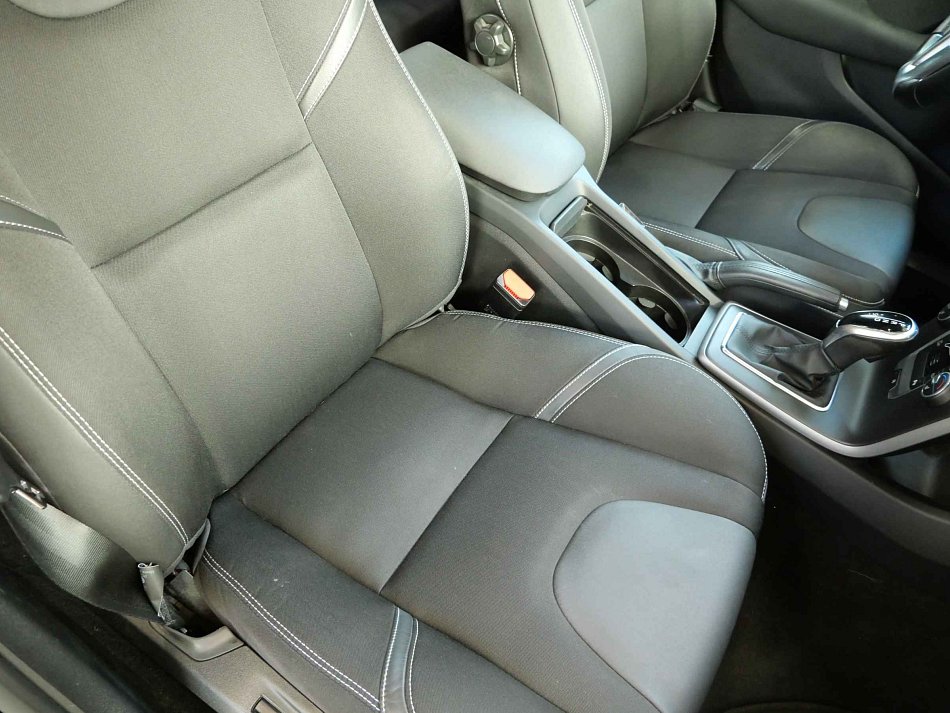 Volvo V40 2.0D 