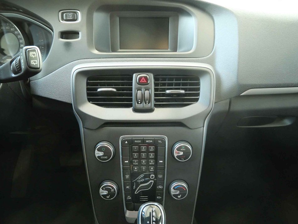 Volvo V40 2.0D 