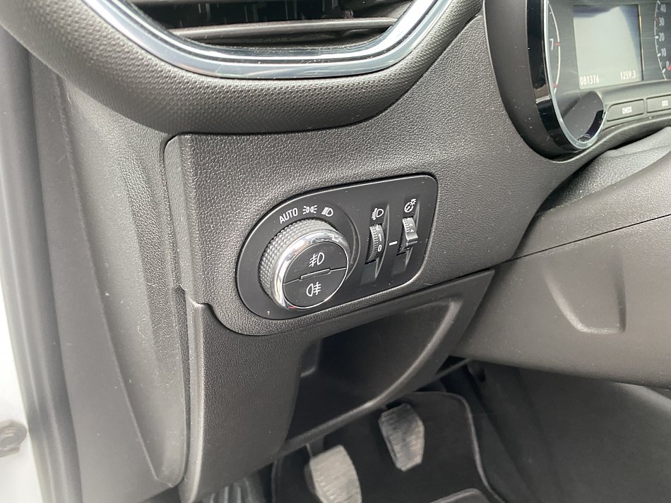 Opel Crossland X 1.2 T Innovation