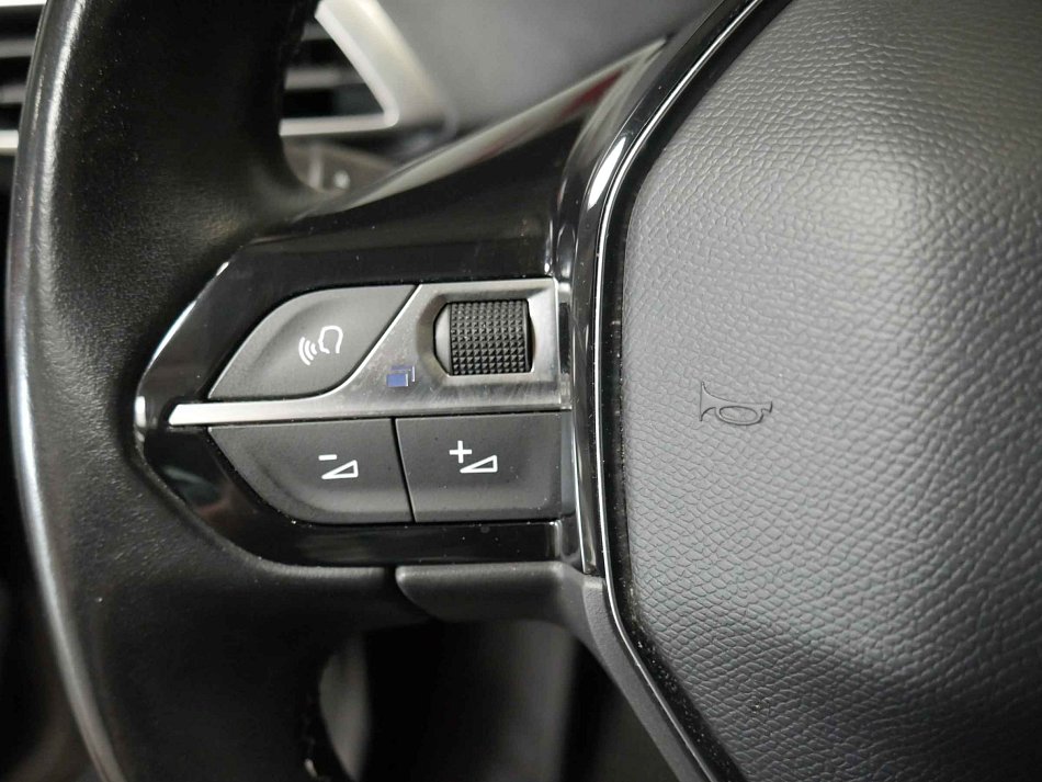 Peugeot 5008 1.2 PT Allure