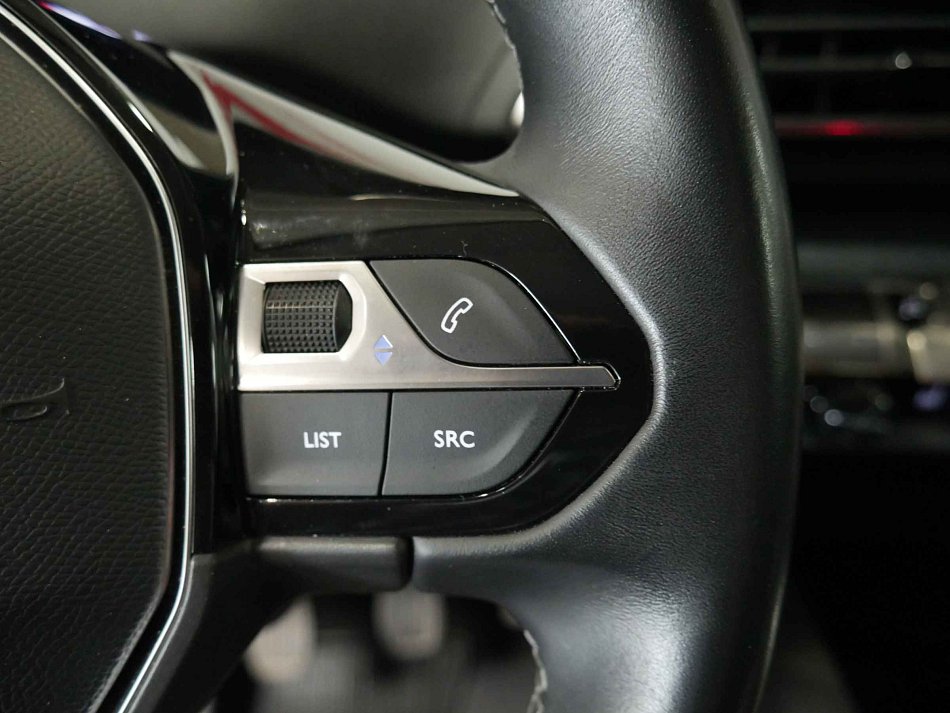 Peugeot 5008 1.2 PT Allure