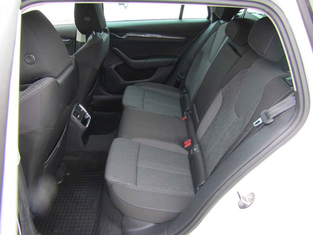 Škoda Octavia IV 2.0TDi Style