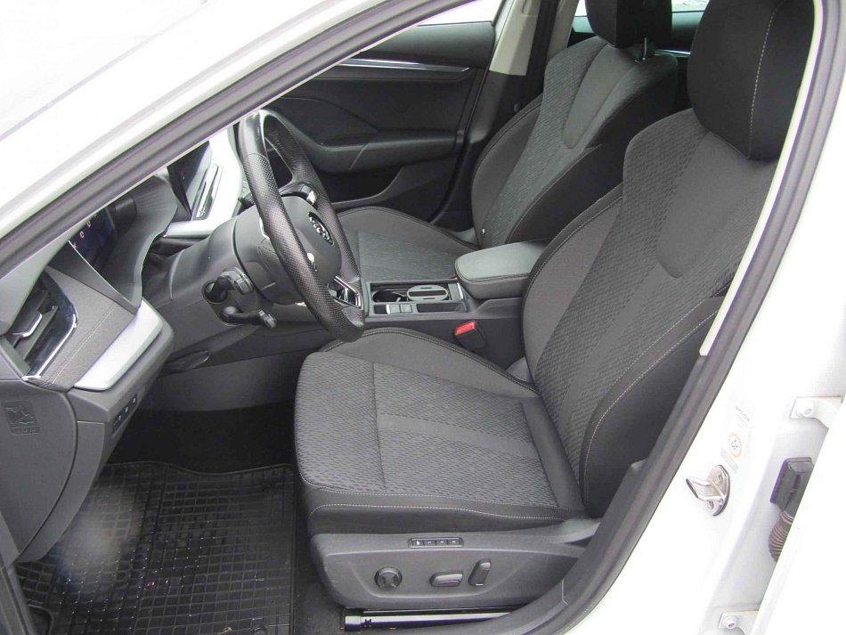 Škoda Octavia IV 2.0TDi Style