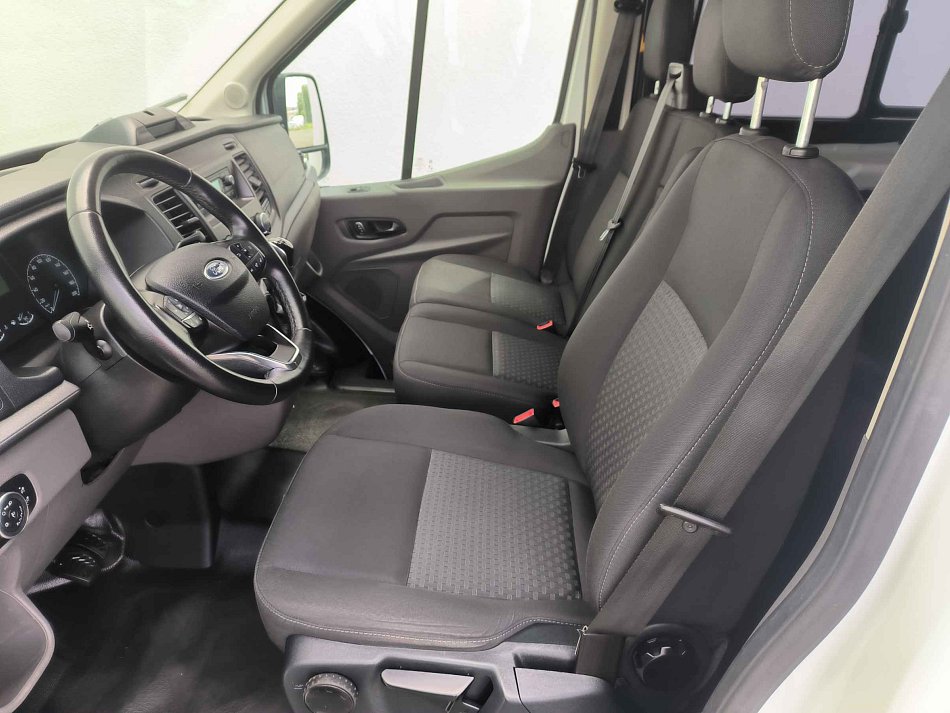 Ford Transit 2.0TDCi Trend L3H3 6míst
