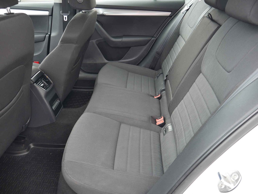 Škoda Octavia III 1.2 TSi Elegance