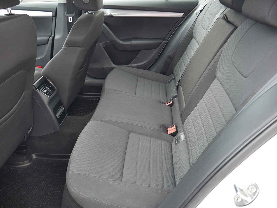 Škoda Octavia III 1.2 TSi Elegance