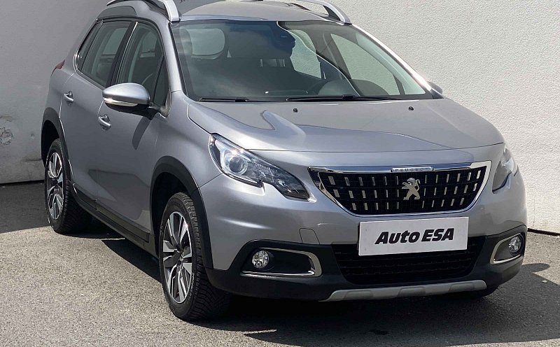 Peugeot 2008 1.2 PT 