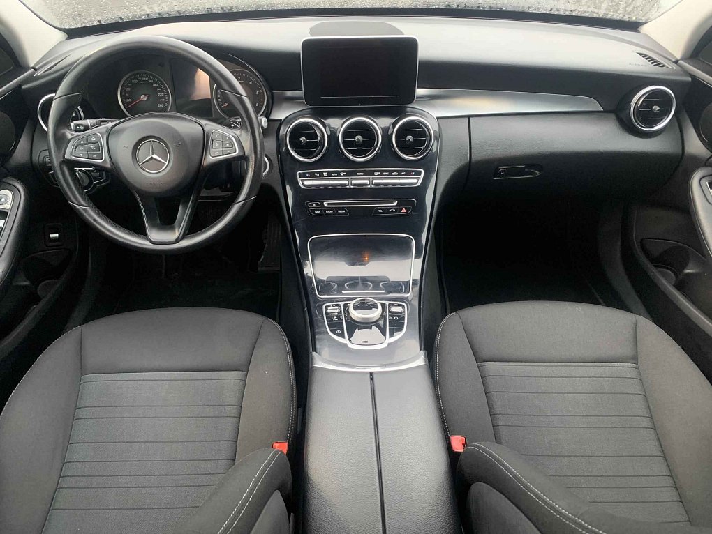 Mercedes-Benz Třída C 2.2 CDi  C 220d