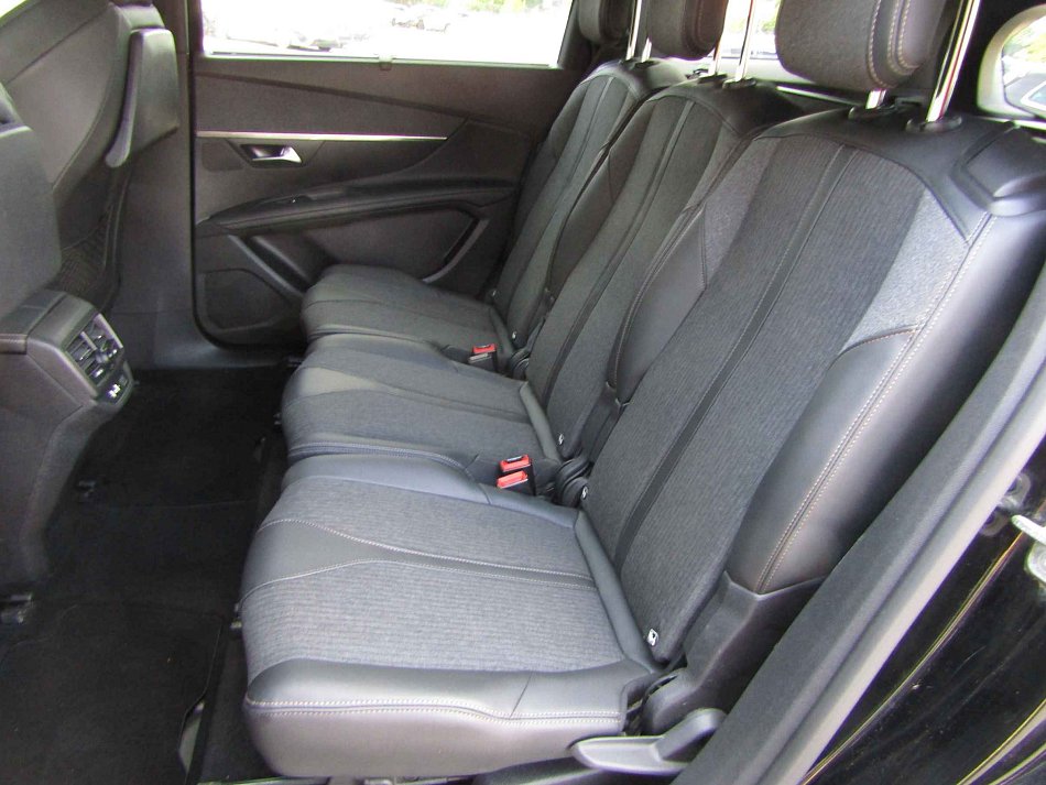 Peugeot 5008 1.2 PT GT Line