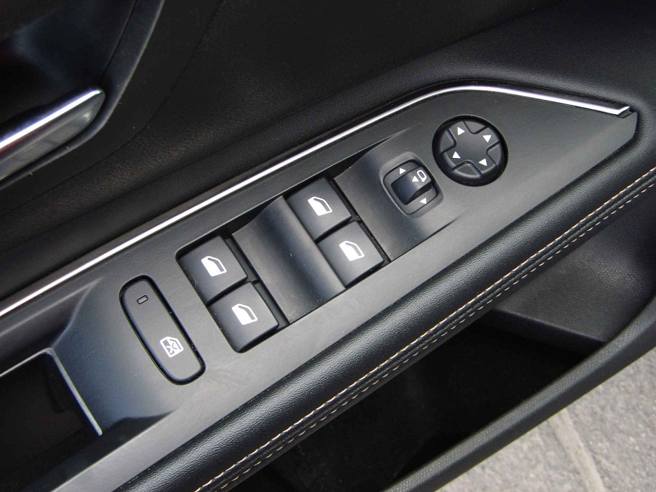 Peugeot 5008 1.2 PT GT Line