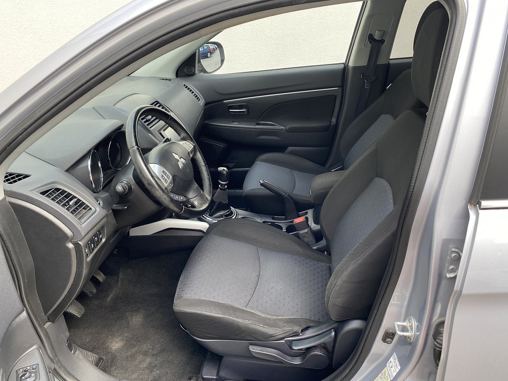 Mitsubishi ASX 1.8 DI-D 