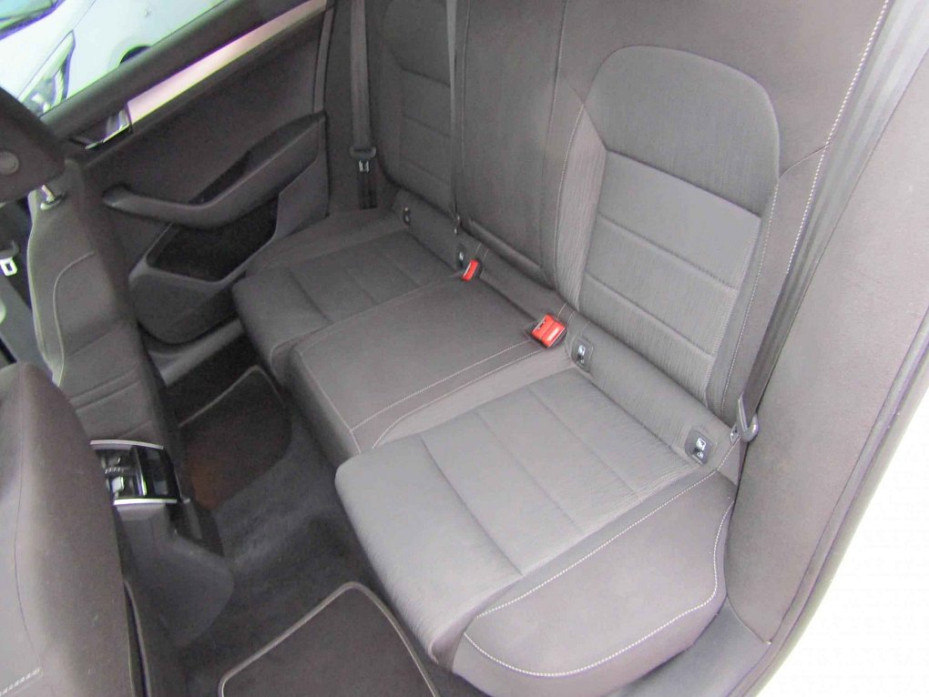 Škoda Superb III 2.0 TDi 