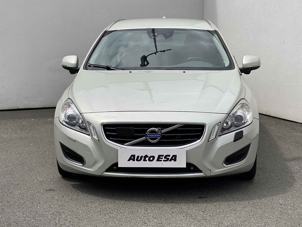 Volvo V60 2.4 D5  4x4