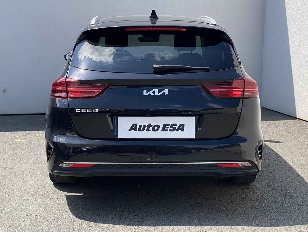 Kia Ceed 1.5 T-GDi TOP SW