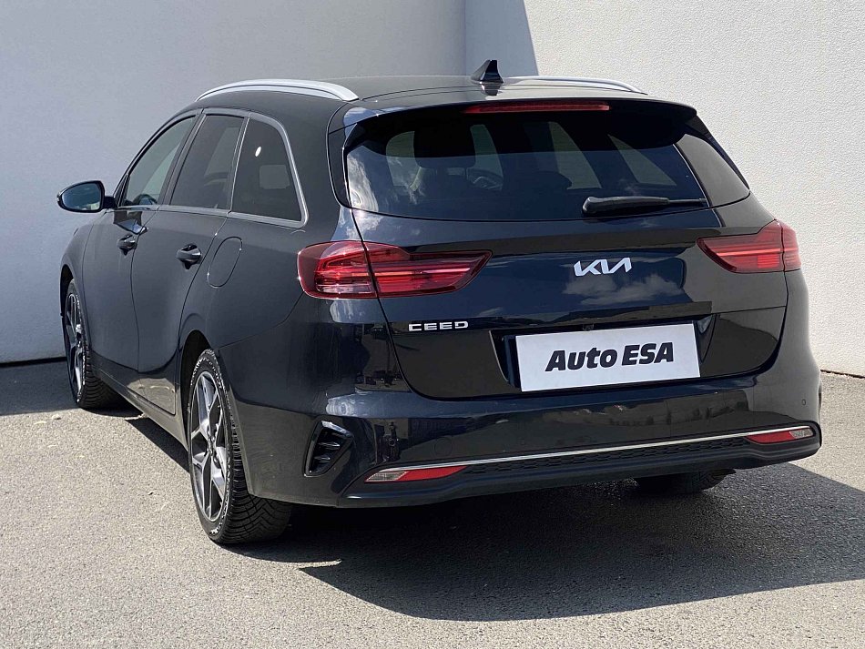 Kia Ceed 1.5 T-GDi TOP SW