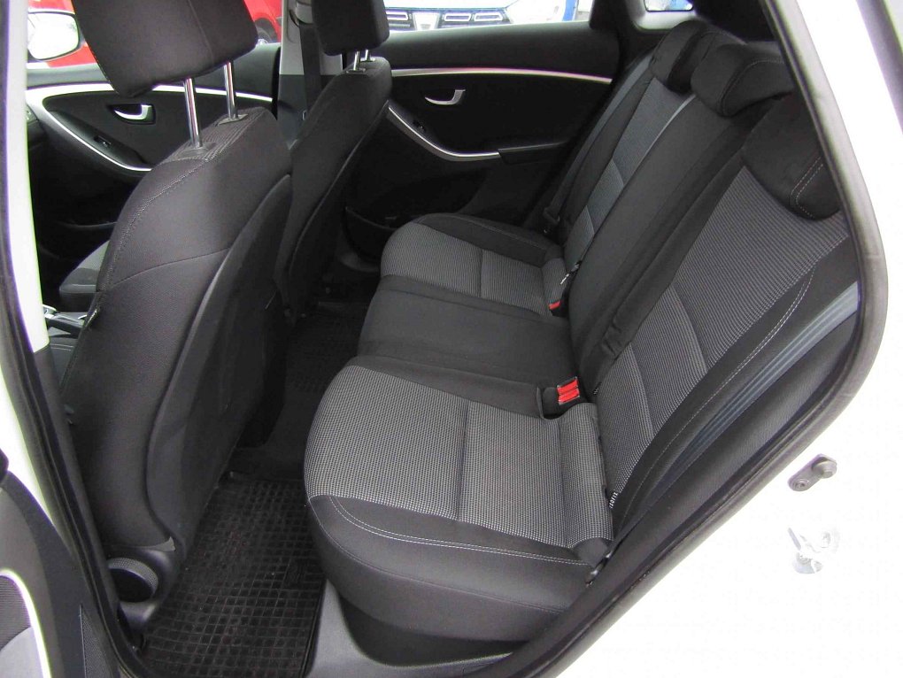 Hyundai I30 1.6 CVVT Trikolor